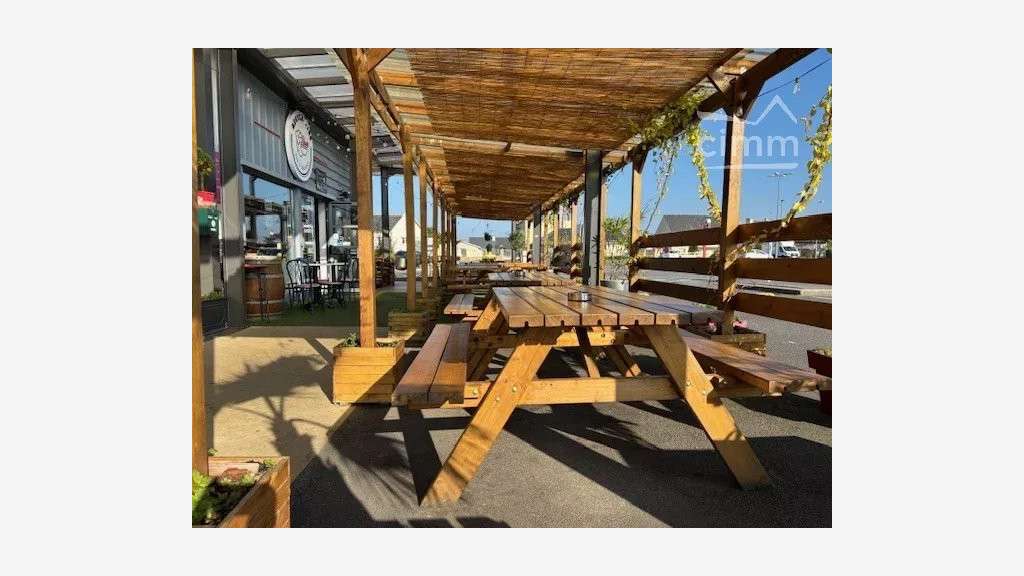 Vente bar restaurant de 160m² + terrasse à Derval