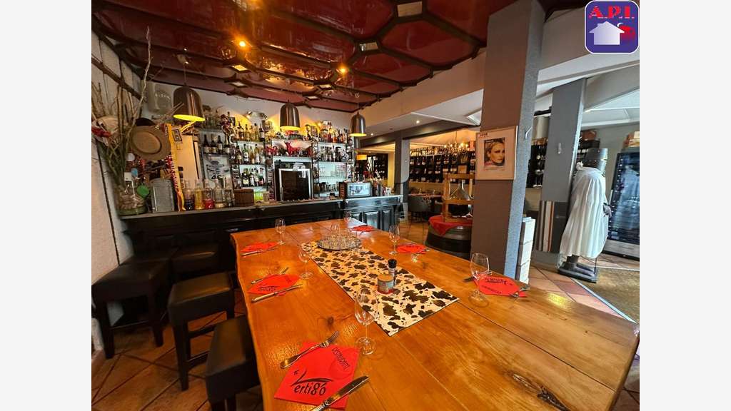 A vendre restaurant en centre historique de Foix