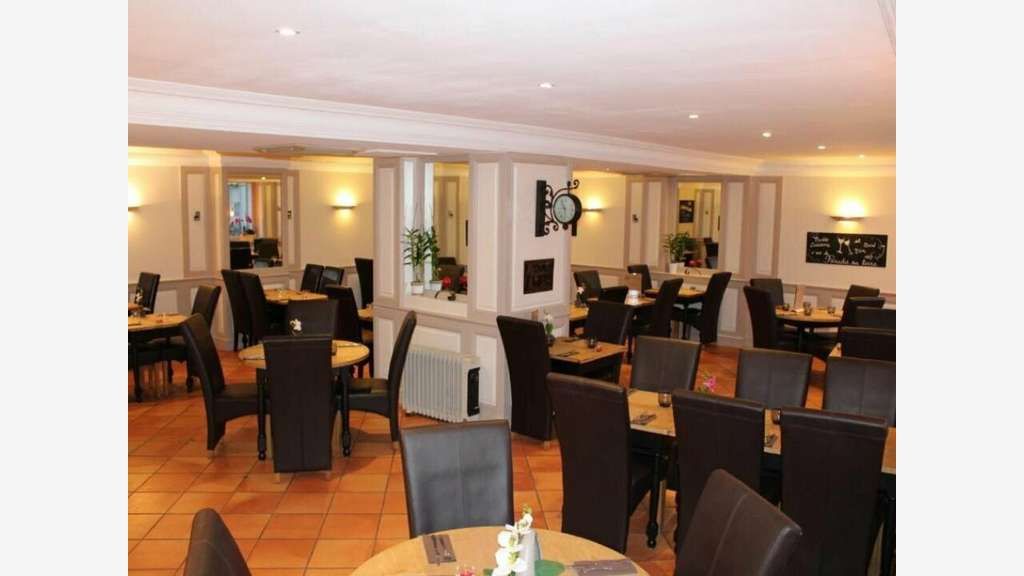 Hôtel-restaurant ** à reprendre Pont du Gard (30)