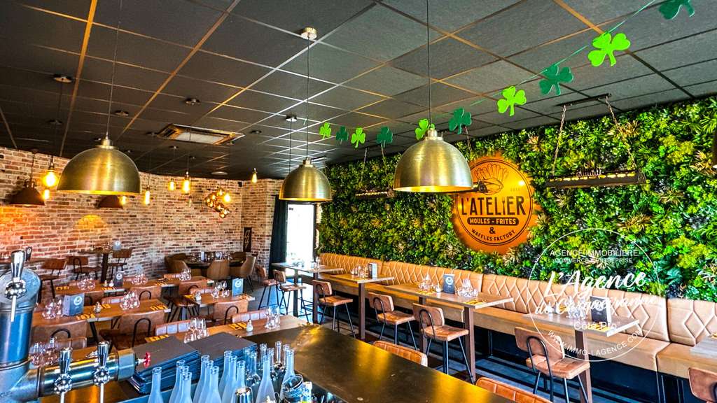 Vente restaurant avec terrasse entrée Garéoult 
