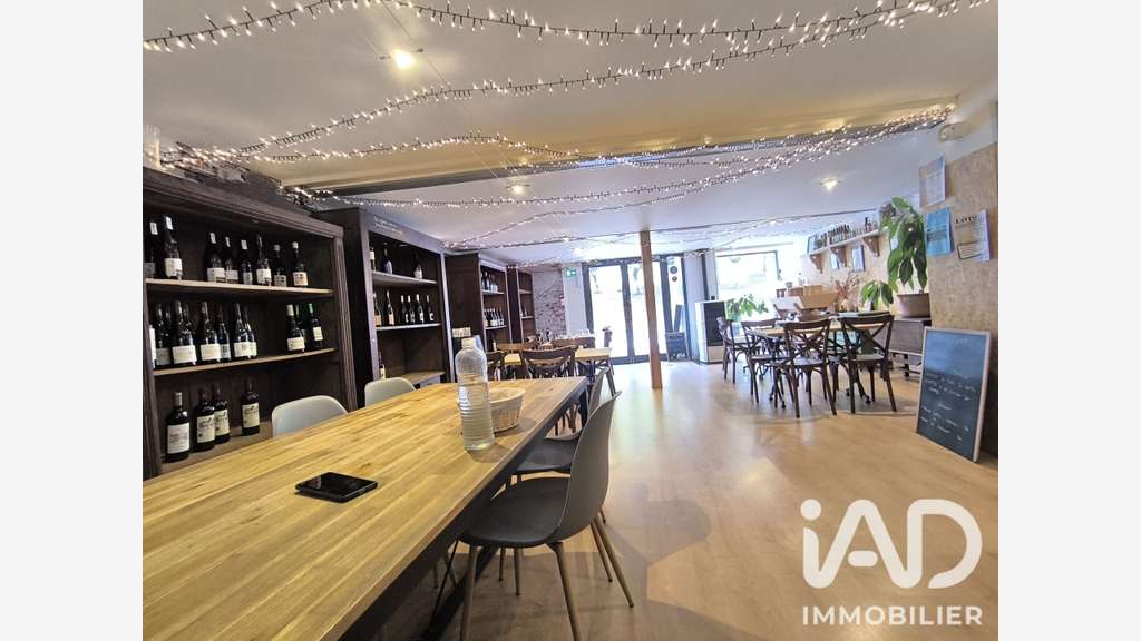 Vente restaurant murs et fonds avec logement Giat