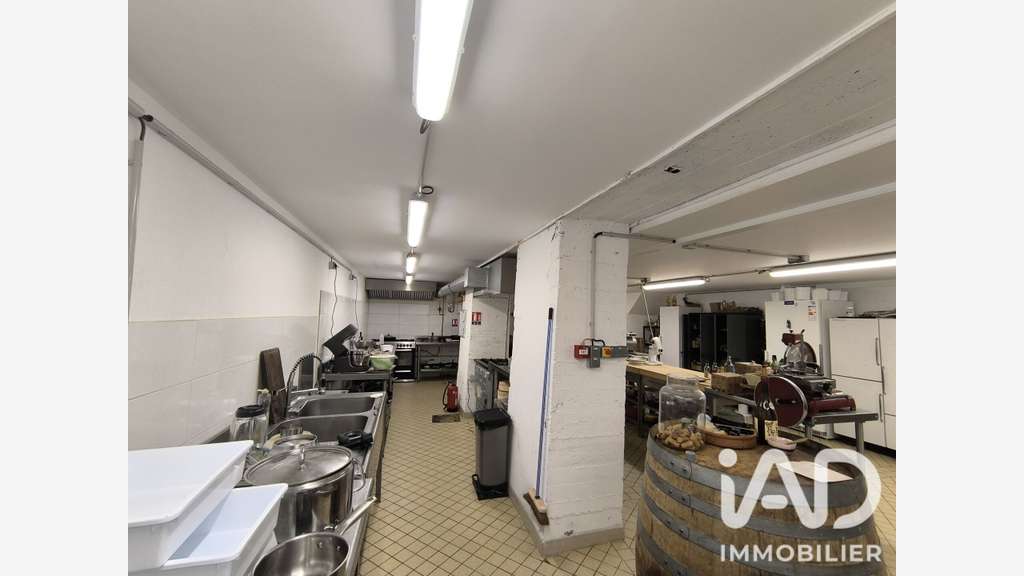 Vente restaurant murs et fonds avec logement Giat