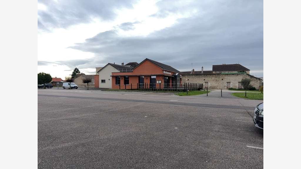 Vente FDC restaurant bord de Saône à Gray 
