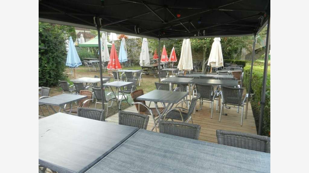 Vente bar restaurant 60 couverts à Guéret empl N°1