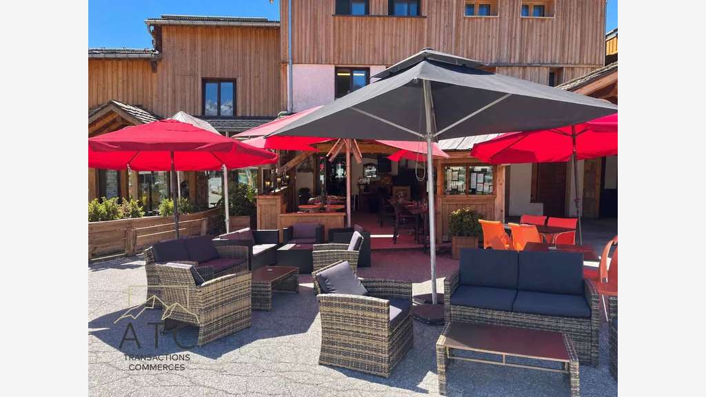 AV bar restaurant station internationale de renom