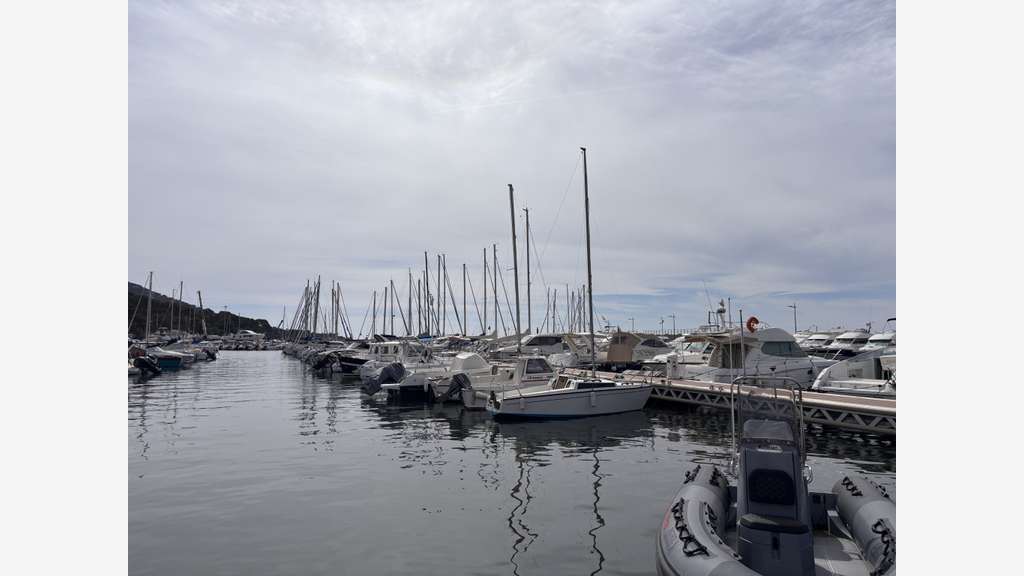 Spot de restauration entre Hyères et Toulon
