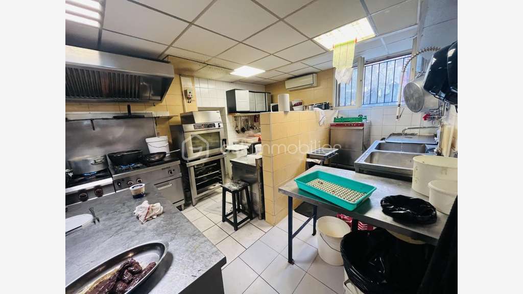 Vente joli restaurant à 2mn de la mer à Hyères