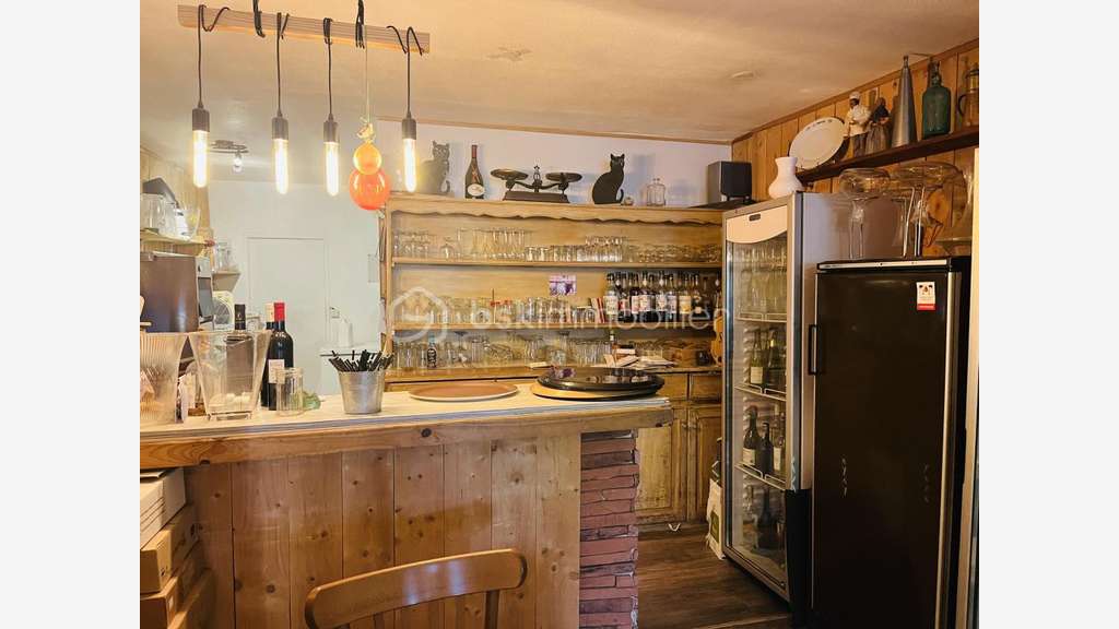 Vente joli restaurant à 2mn de la mer à Hyères