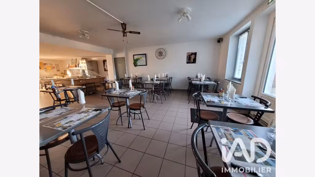 Vente restaurant bar + log à Joué-en-Charnie