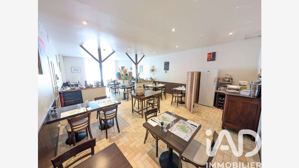 Cède restaurant en centre ville de L'Isle-Jourdain