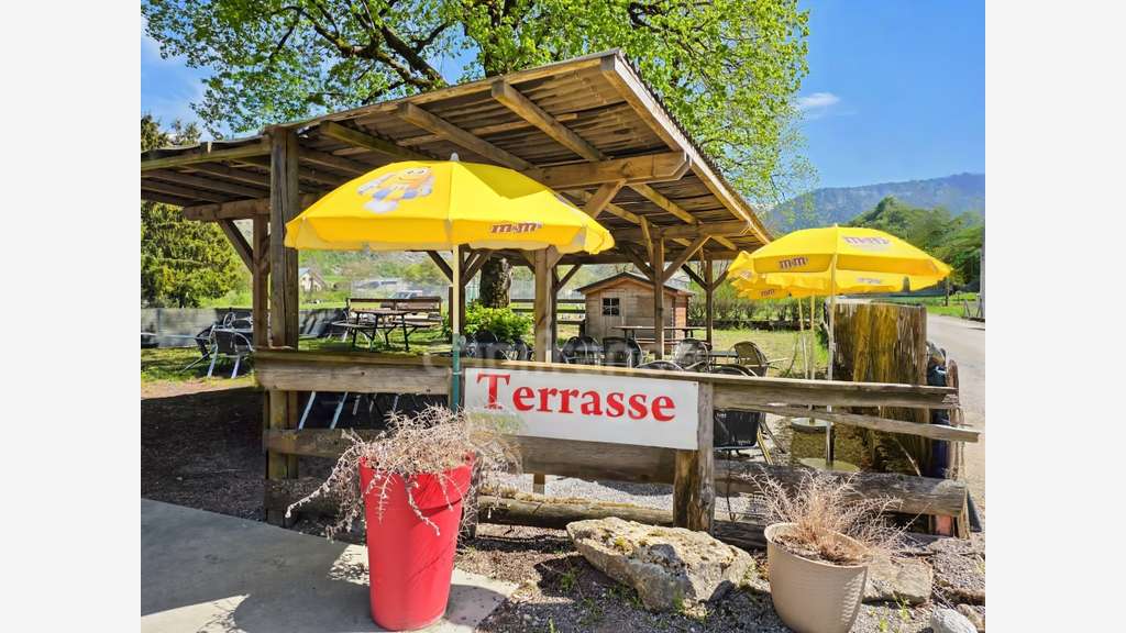 À céder bar restaurant dans le Massif des Bauges