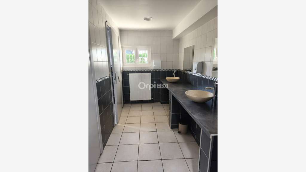 FDC très beau restaurant à vendre à Lacq