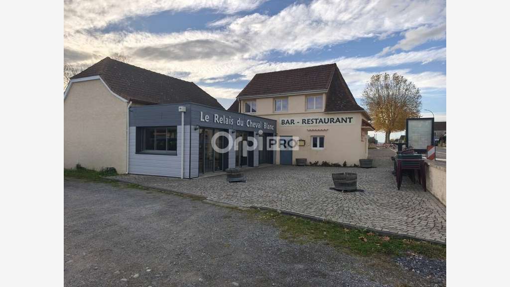 FDC très beau restaurant à vendre à Lacq