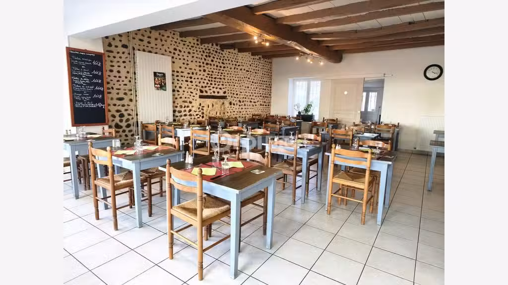 FDC très beau restaurant à vendre à Lacq