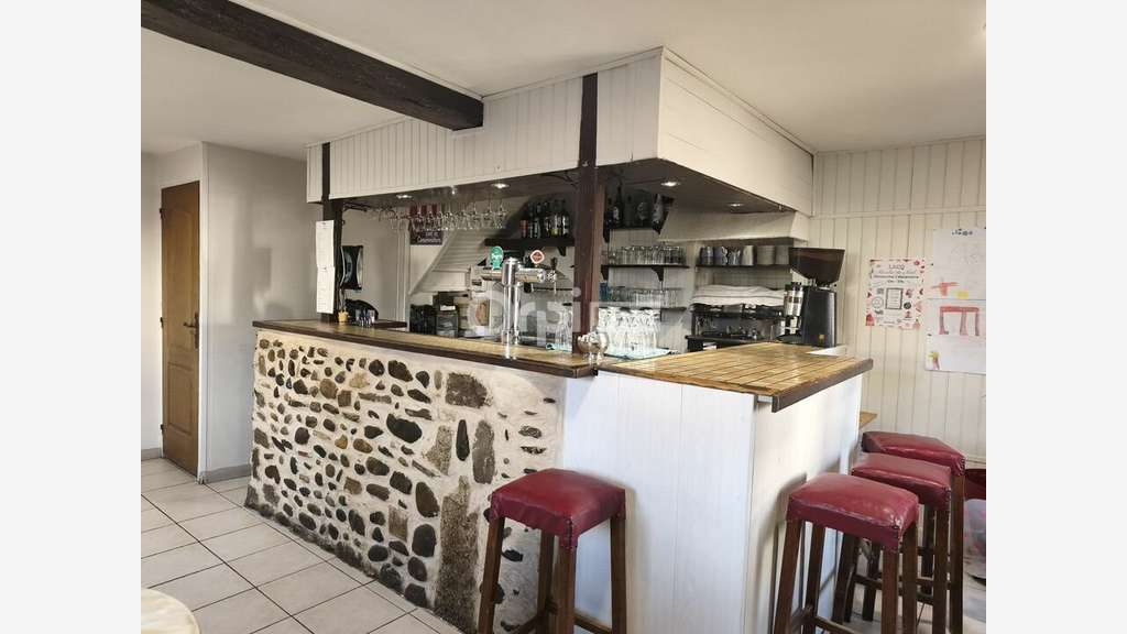 FDC très beau restaurant à vendre à Lacq