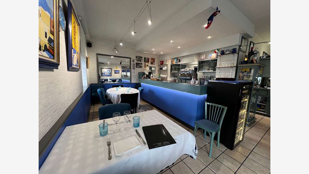 Vente restaurant réputé en centre ville le Coteau