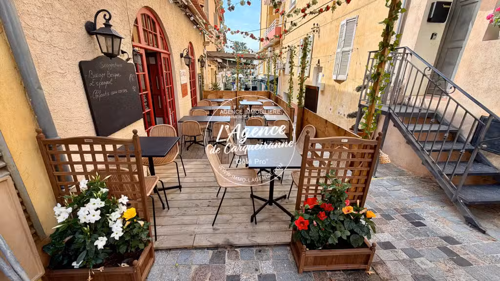 A vendre restaurant de 90m² au coeur du Lavandou