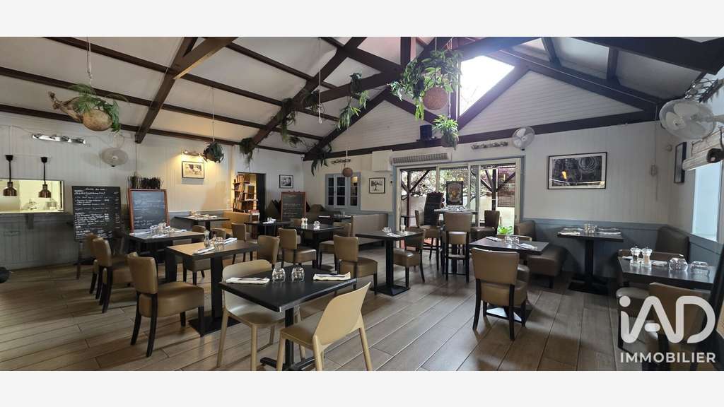 Vente restaurant bar terrasses et annexes Le Port
