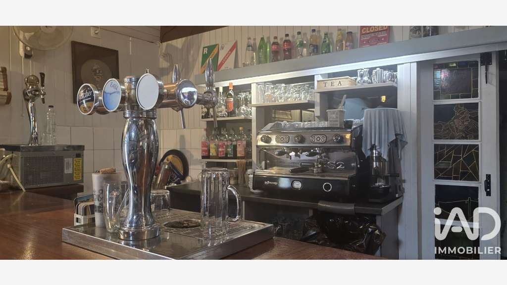 Vente restaurant bar terrasses et annexes Le Port