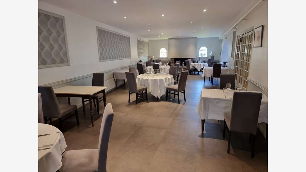AV restaurant tradi semi gastro proche Questembert