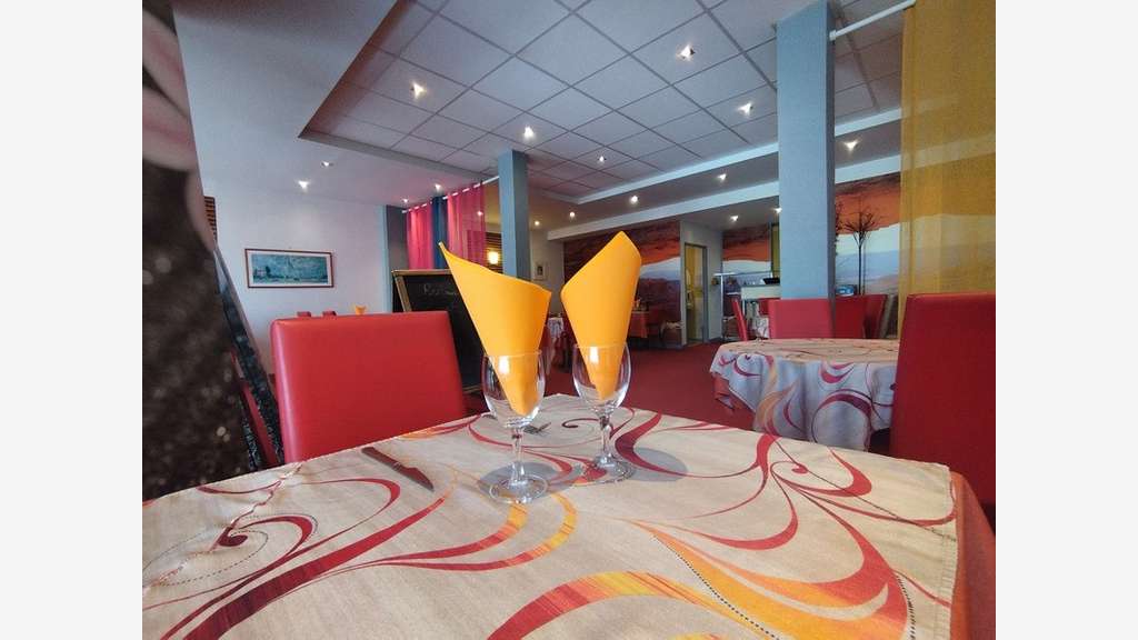 A vendre restaurant avec licence IV à Loudéac