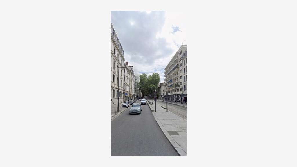 Fonds de commerce - 131.00 m² - Lyon