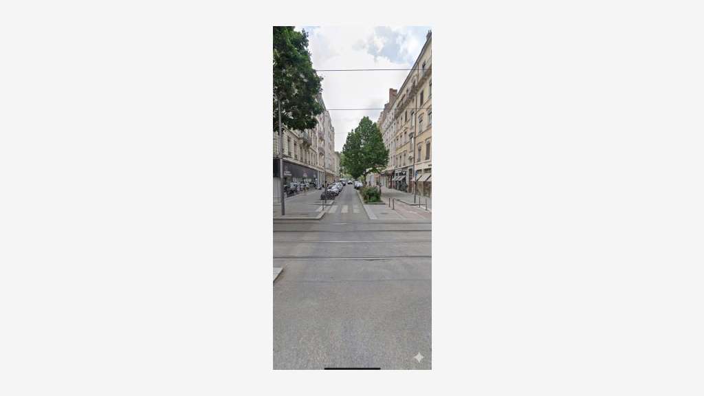 Fonds de commerce - 131.00 m² - Lyon