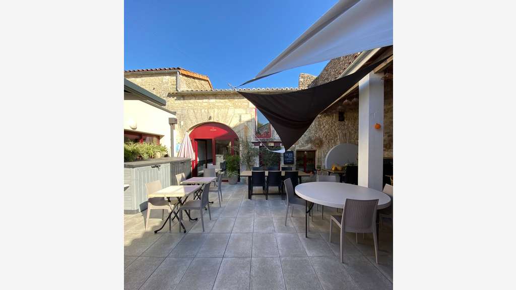 Vente bar restaurant 60 cvts à Magnac sur Touvre