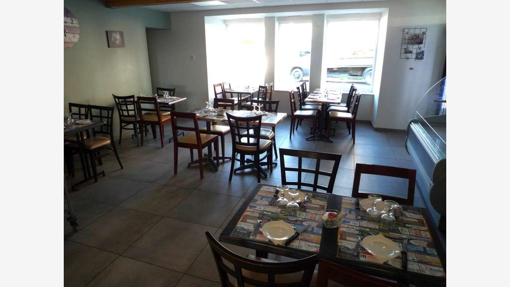 AV restaurant trad. + logement en Manche🍽️🏡 (50)