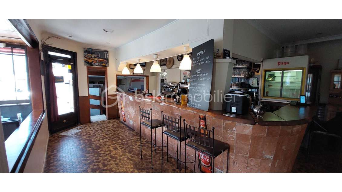 Vente bar restaurant entrepôt maison à Mitry Mory