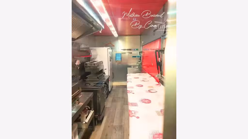 Vente FDC food truck burger clé en main à Lascaux