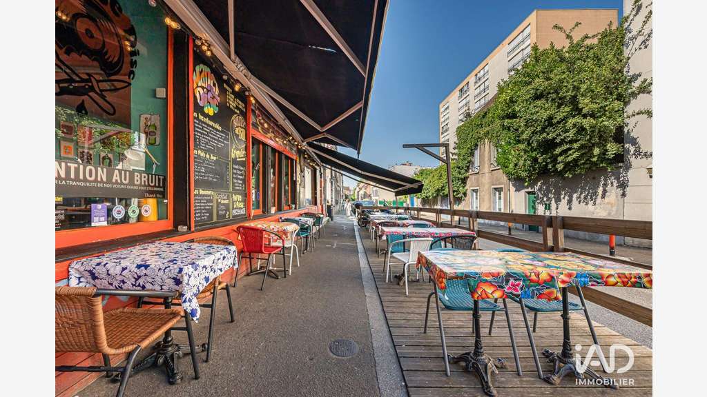 AV restaurant terrasse Montreuil empl stratégique