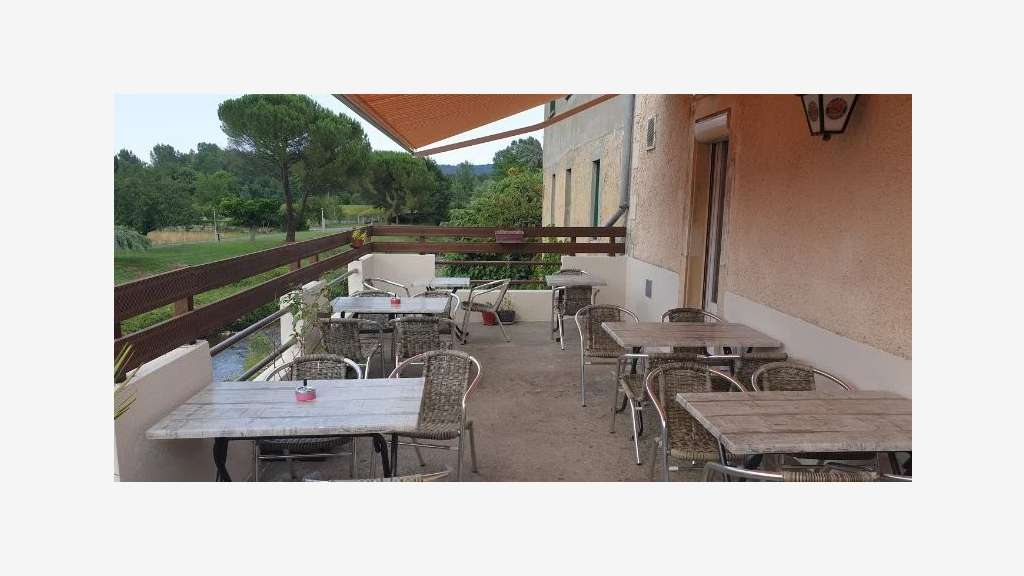 Vente bar snack grill lic IV terrasse à Montsaunes