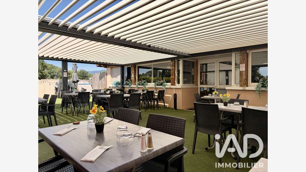 Vente restaurant pizzeria vue cité de Morestel
