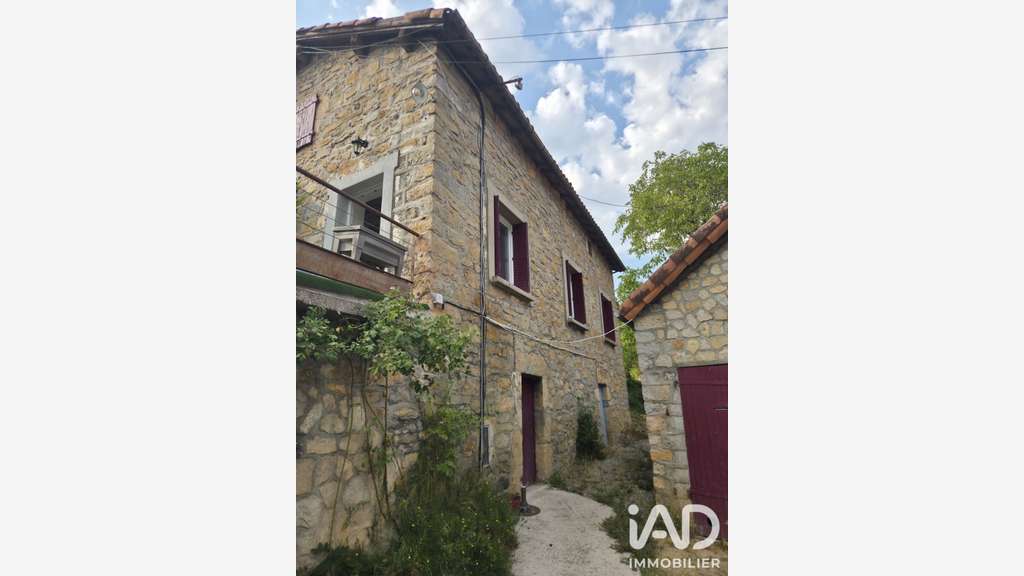 Vente restaurant saisonnier 140m² à Mostuejouls