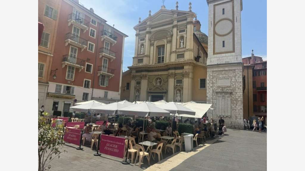 Vente restaurant idéalement situé au vieux Nice