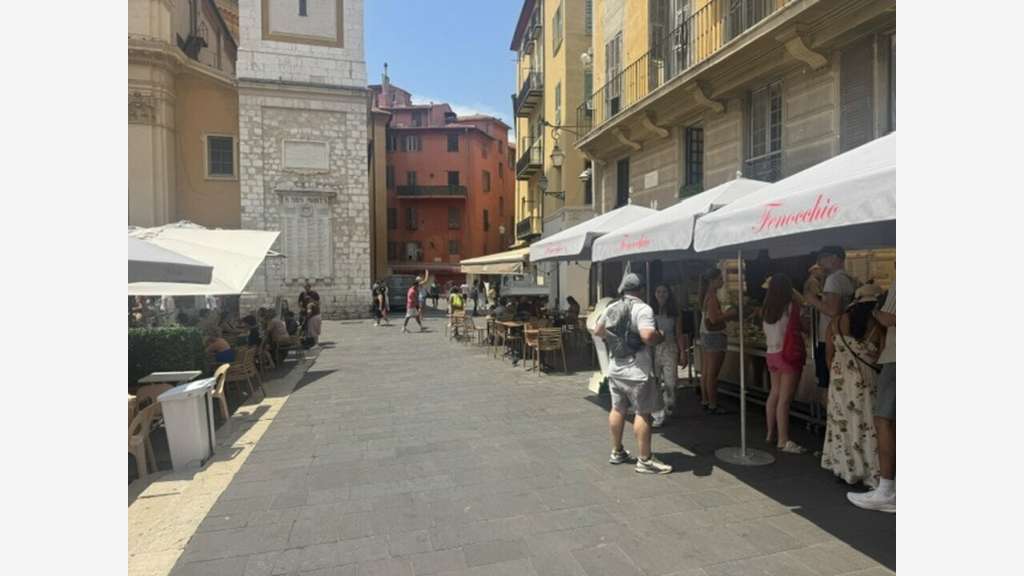 Vente restaurant idéalement situé au vieux Nice