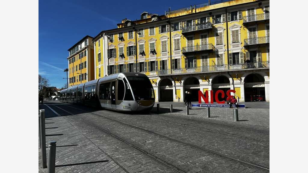 Vente FDC avec terrasse quartier du port de Nice