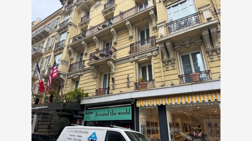 plein centre ville de Nice restaurant - bistrot à