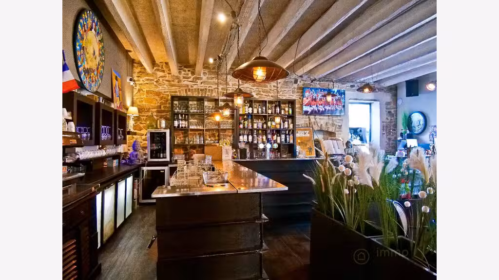 Vente restaurant sur avenue commerçante à Nîmes