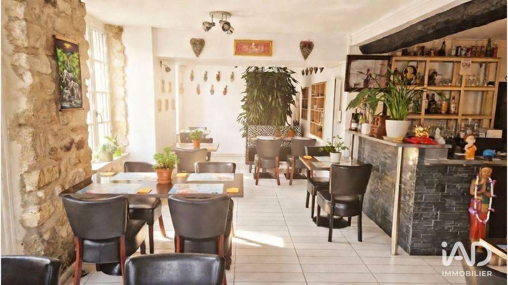 Vente restaurant de 80m² sans travaux centre Osny