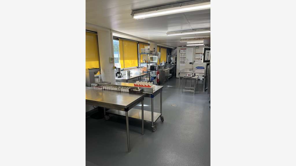 Vente FDC Leader restauration B2B à Paris 75013