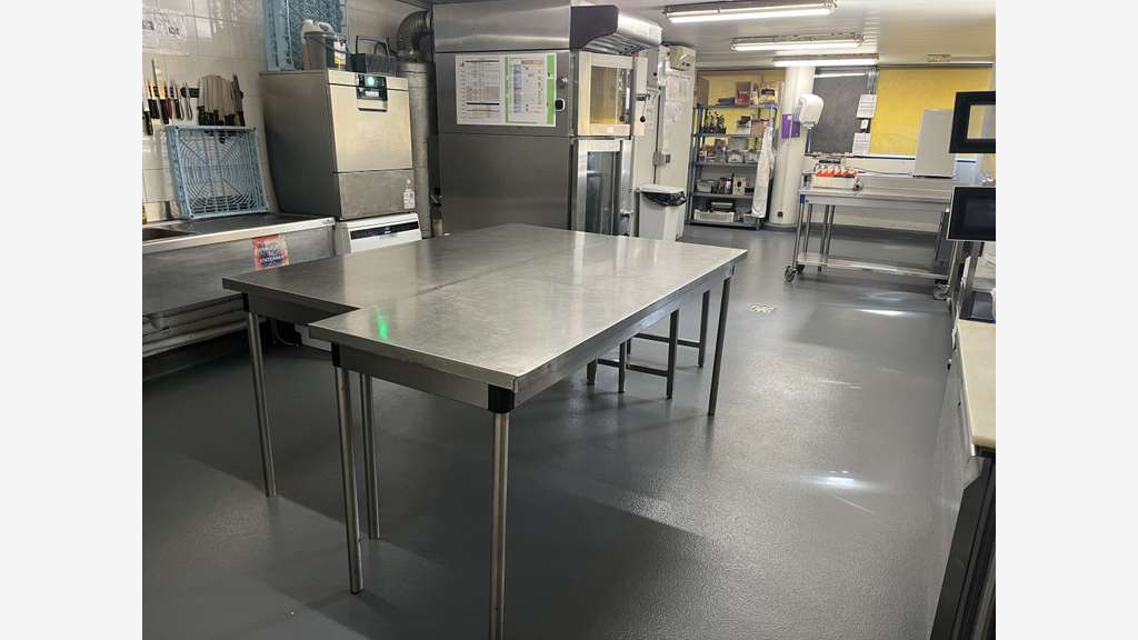 Vente FDC Leader restauration B2B à Paris 75013