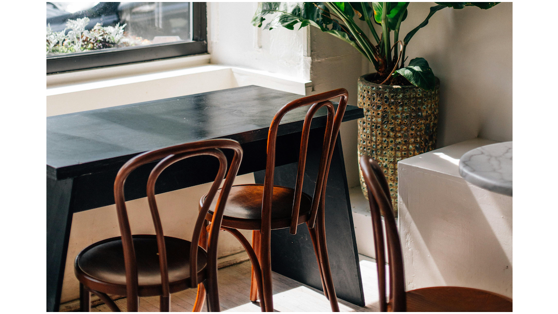 A vendre restaurant rénové dans quartier mixte