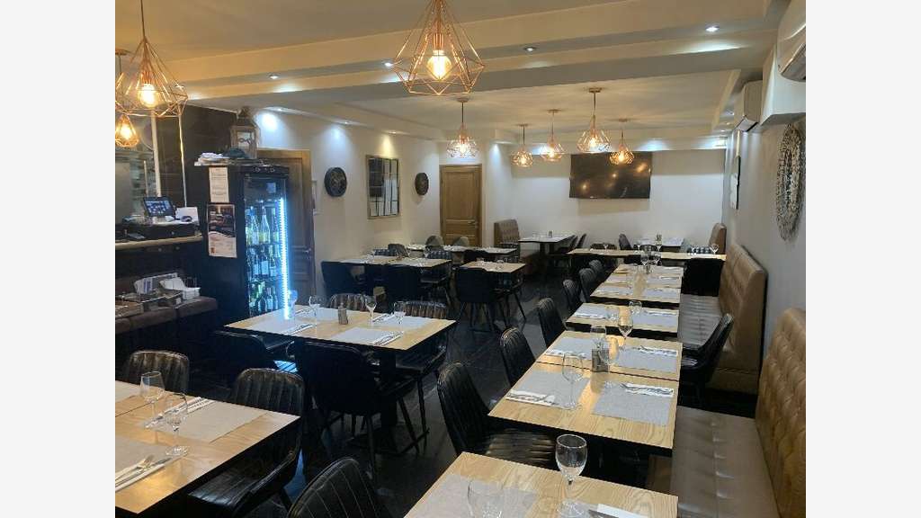Vente restaurant pizzeria à Juan les Pins centre