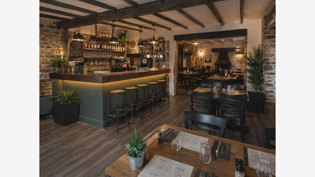 Vente bar restaurant licence IV Rochefort En Terre