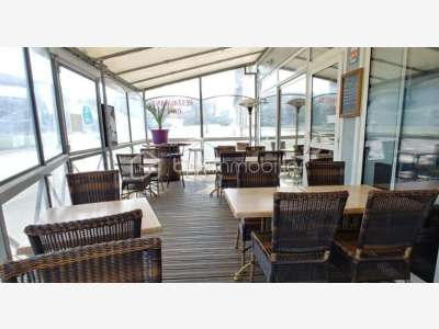 Vente restaurant licence IV bel empl sur Rochefort