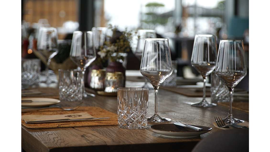 AV restaurant rue piétonne quartier Saint Pierre