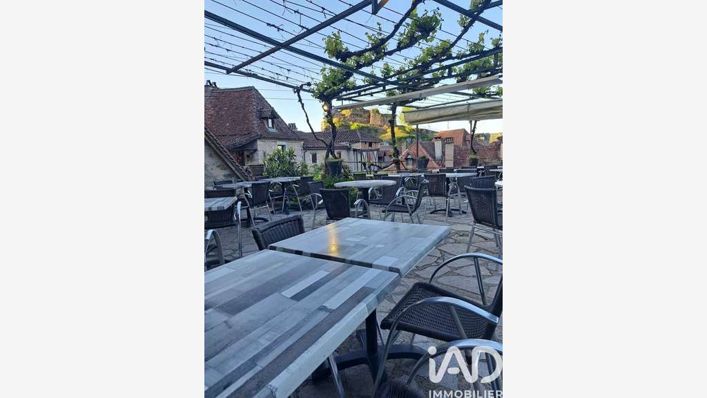 Vente restaurant bar lic IV à Saint-Cirq-Lapopie