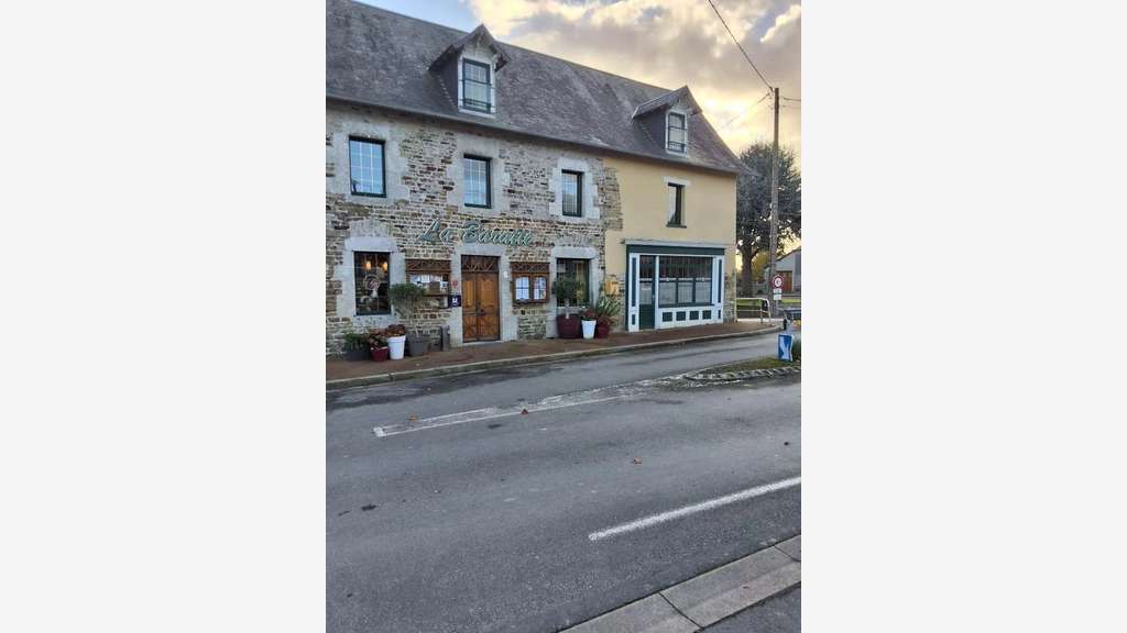 Cession restaurant avec très beau logement Manche